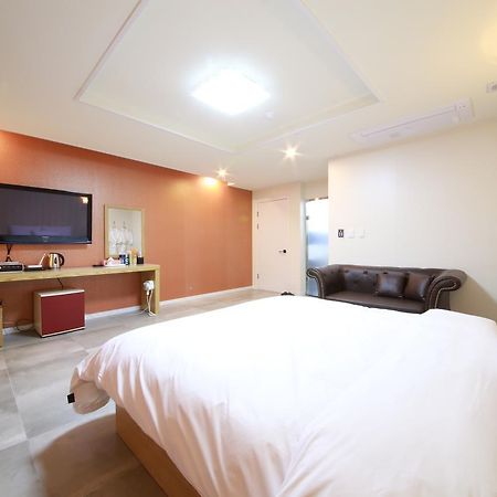 Hotel Flex Suwon Esterno foto