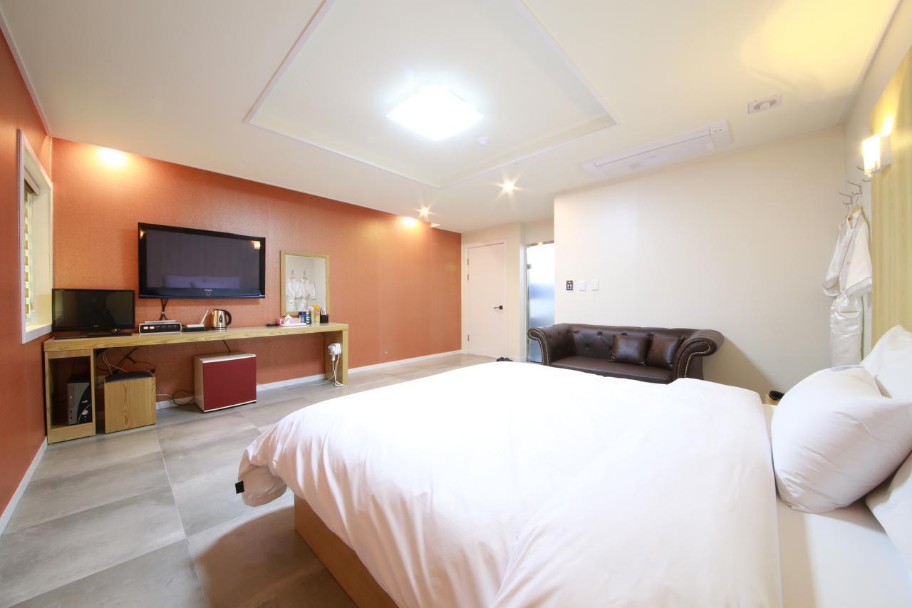 Hotel Flex Suwon Esterno foto