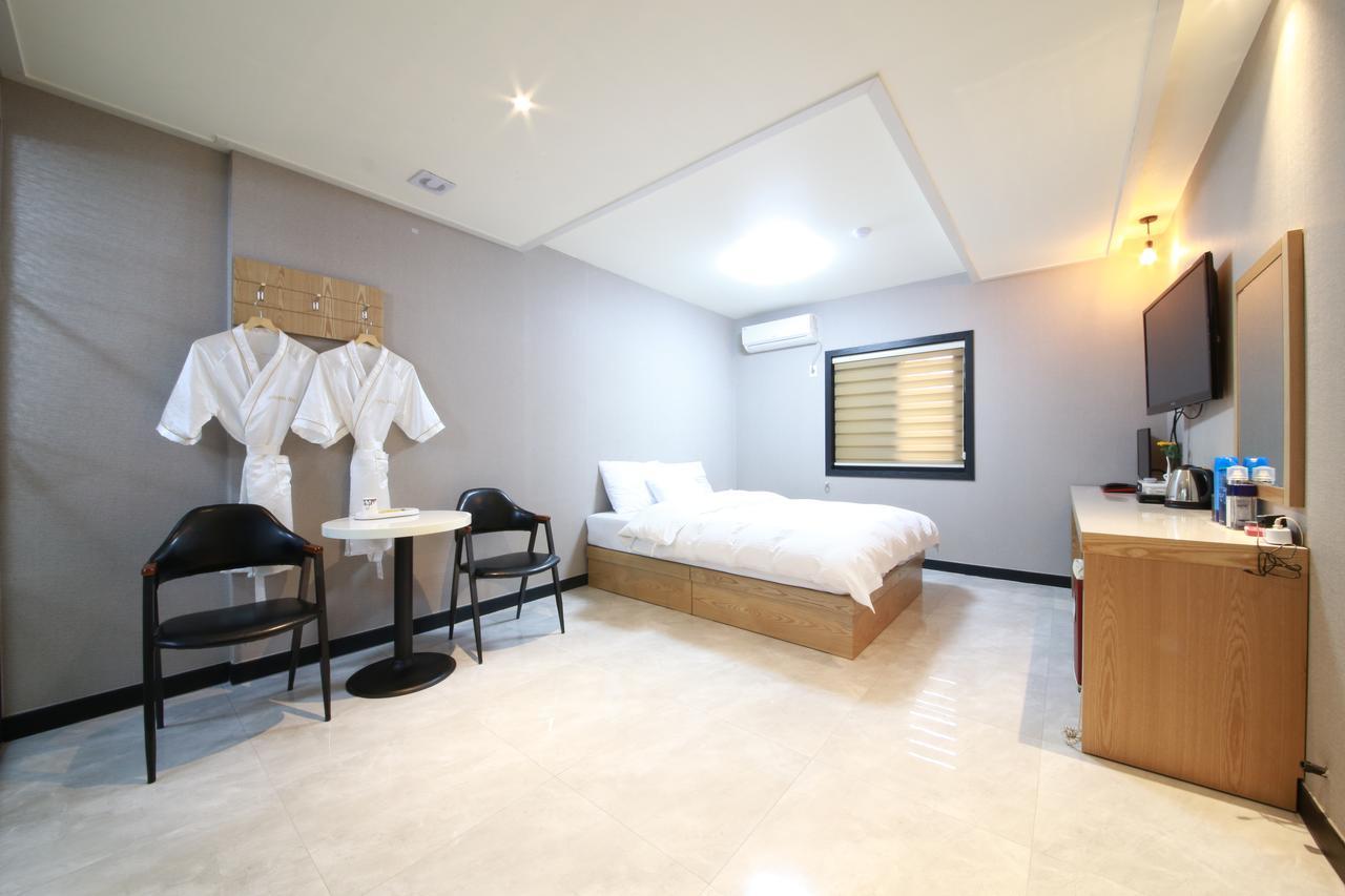 Hotel Flex Suwon Esterno foto