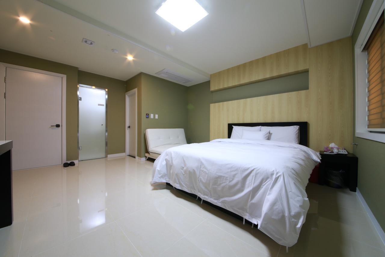 Hotel Flex Suwon Esterno foto