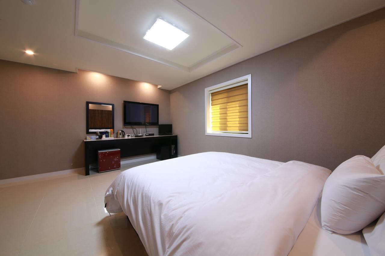 Hotel Flex Suwon Esterno foto
