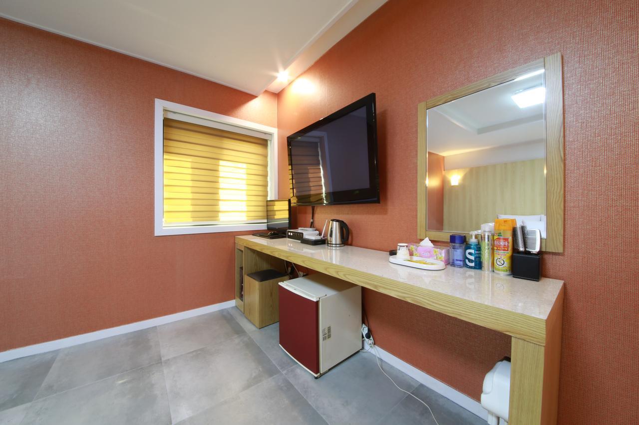 Hotel Flex Suwon Esterno foto