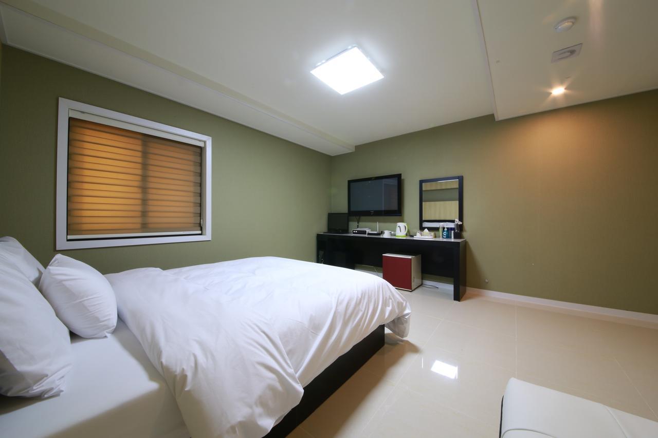 Hotel Flex Suwon Esterno foto
