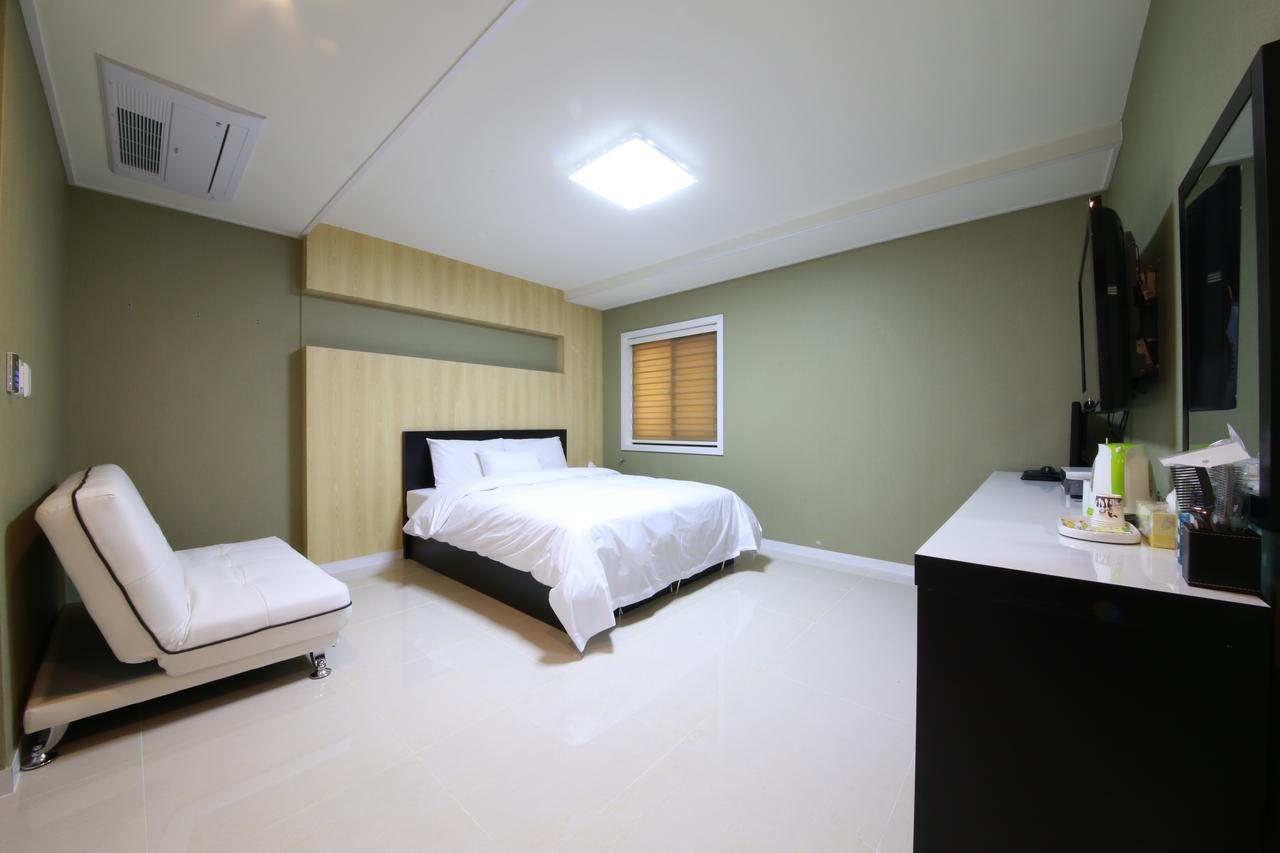 Hotel Flex Suwon Esterno foto